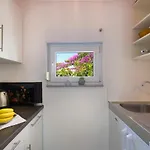 Katy פולה