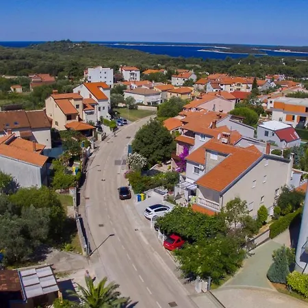 Katy Apartament Pula